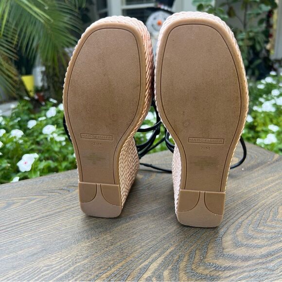 Marc Fisher Zesty Espadrille 🌺 Black 🌺 size 7.5 - Picture 5 of 8